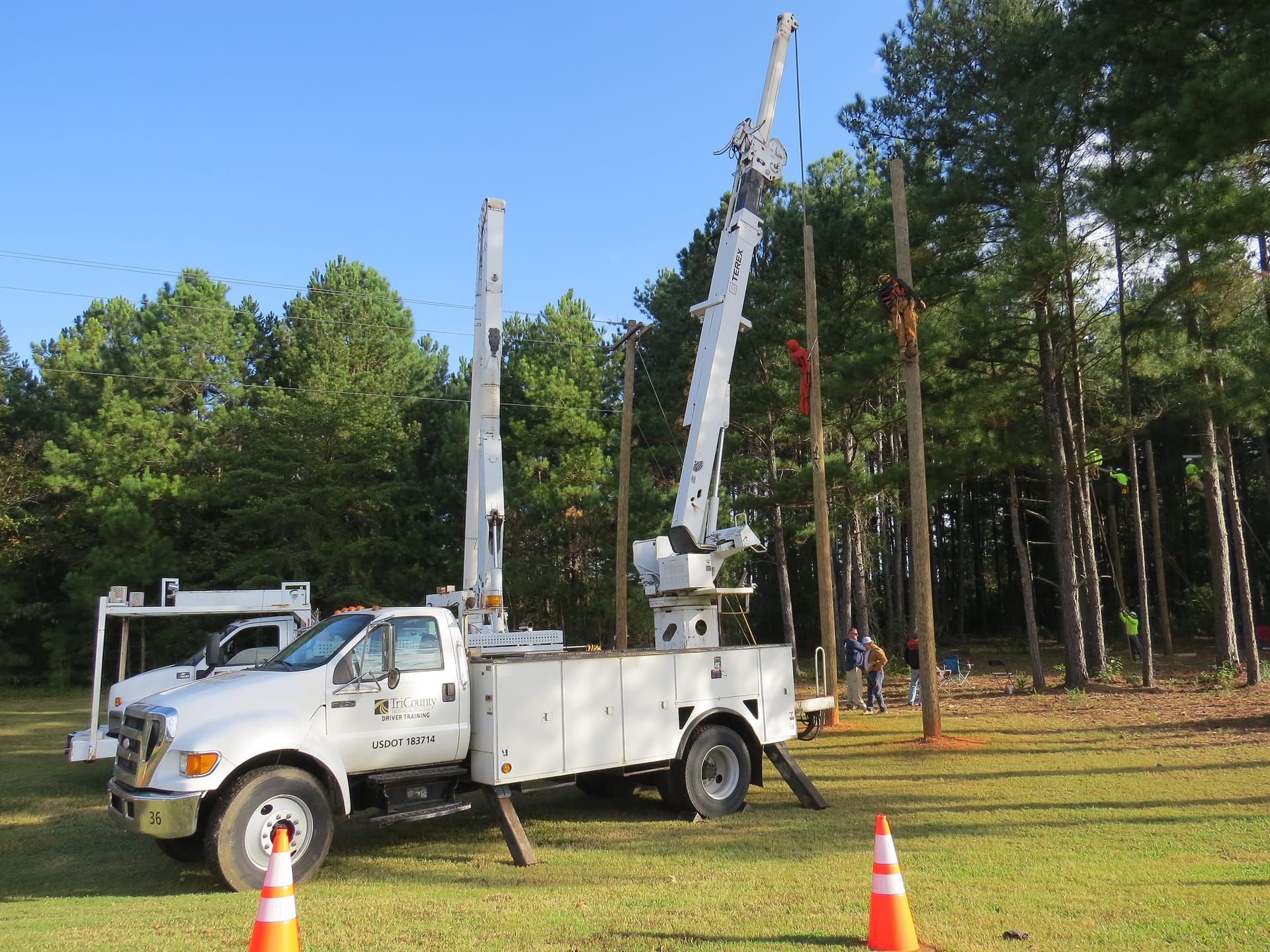 https://andersonscliving.com/anderson-county-towns/anderson/tri-county-technical-college-powerline-workers-rodeo-helps-students-land-jobs/attachment/poletop-rescue/