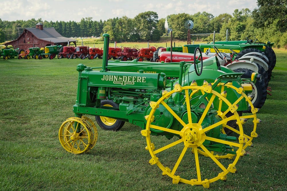 The Jimmy Wilson Collection Antique Tractor Auction